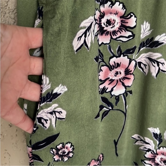 MINKPINK Floral Print V-Neck Long Sleeve Romper - Picture 5 of 14